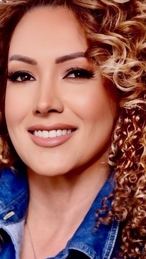 Endertainment - Erika Ender